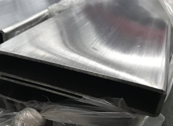 304不銹鋼管變形原因有哪些？